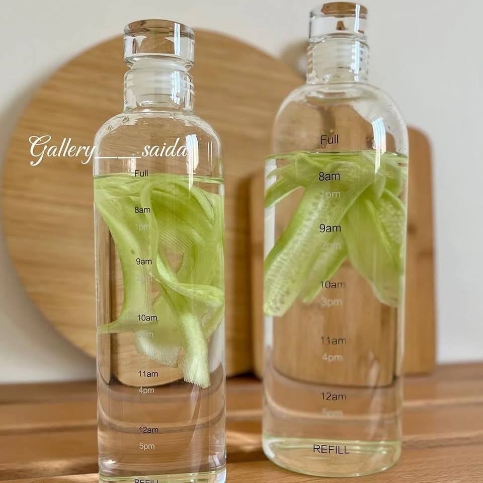 زجاجه مياه زجاج