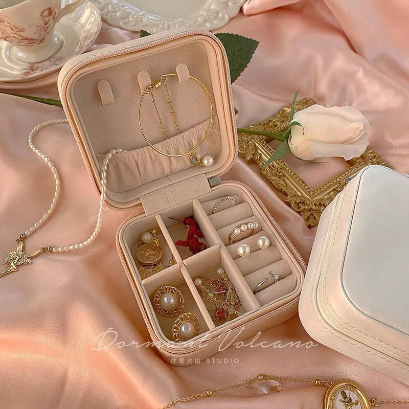 منظم اكسسوارات ميني