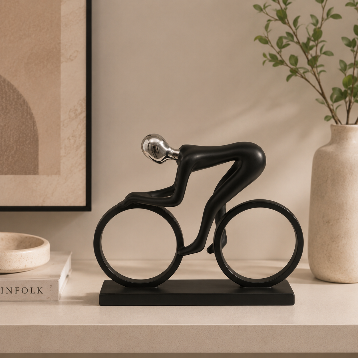 تمثال راكب الدراجه 🚴♂️