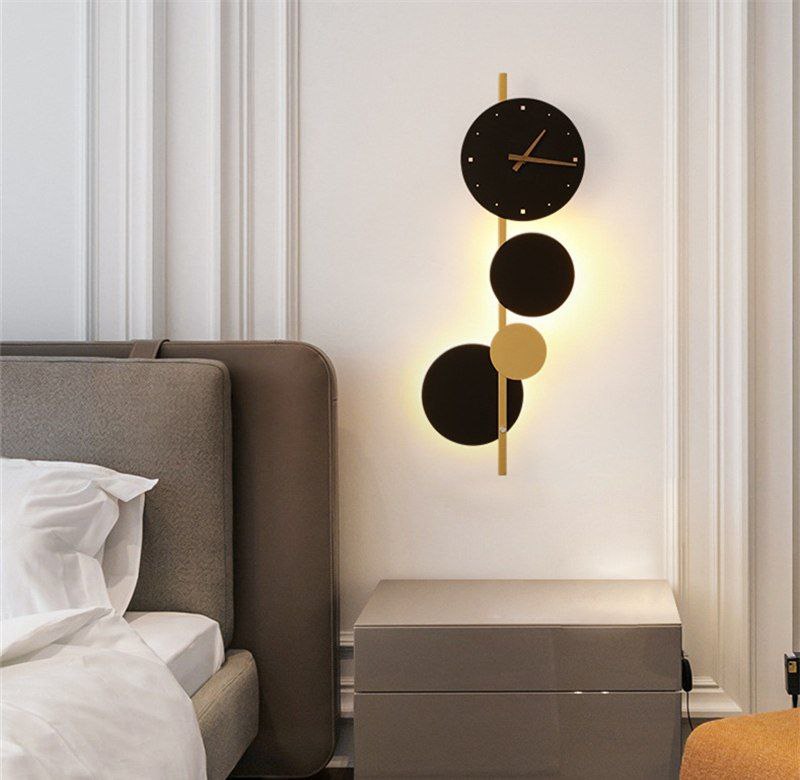 ساعه مودرن ب اضاءه