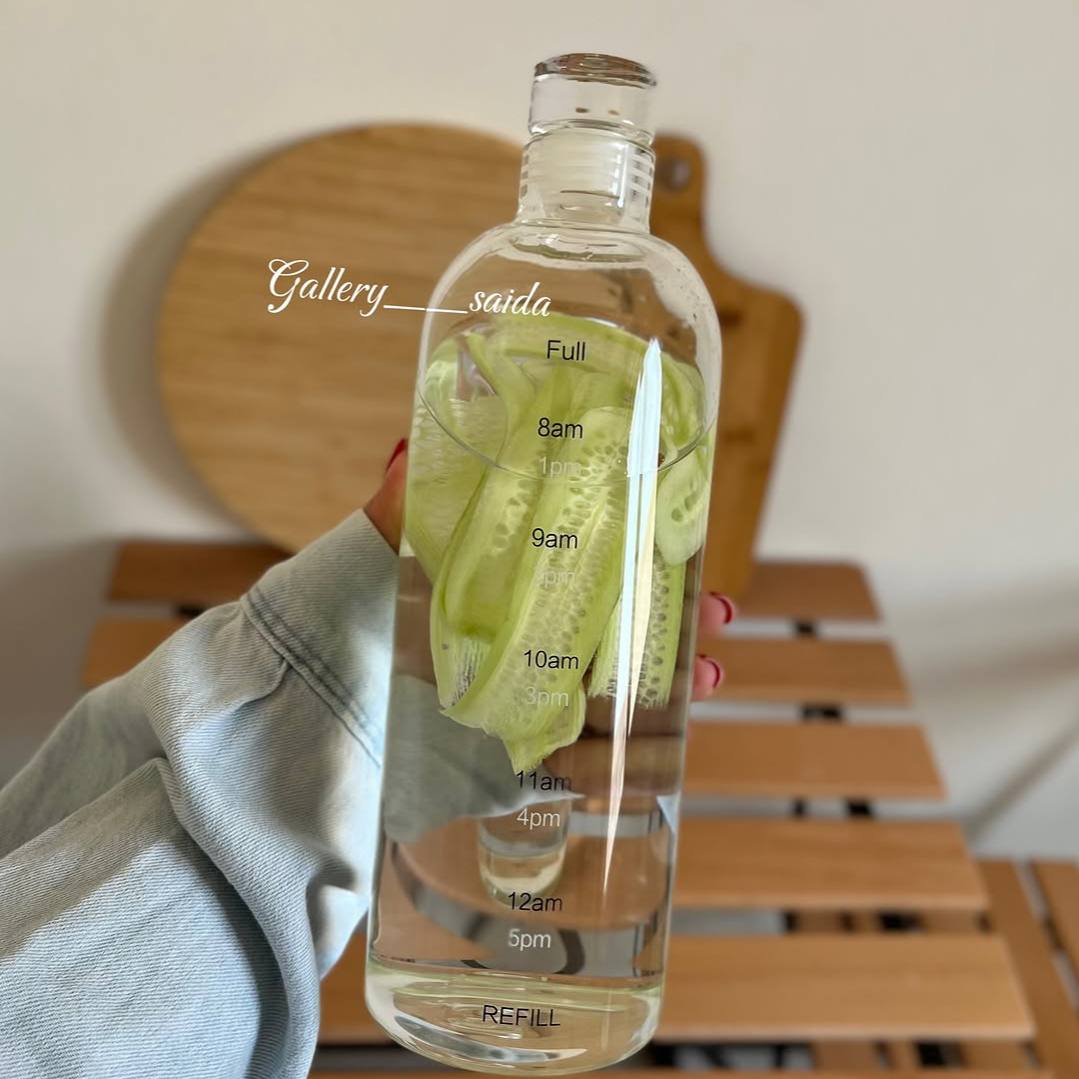 زجاجه مياه زجاج