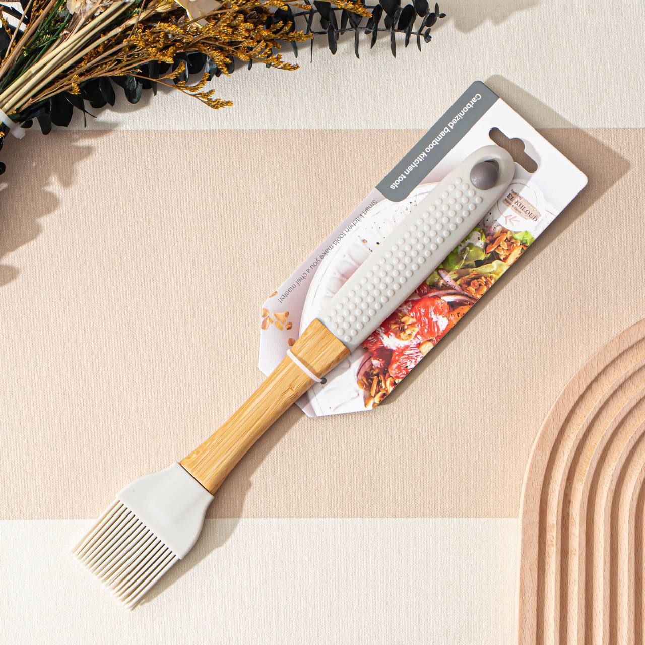 توزيع خشب بيد سيلكون