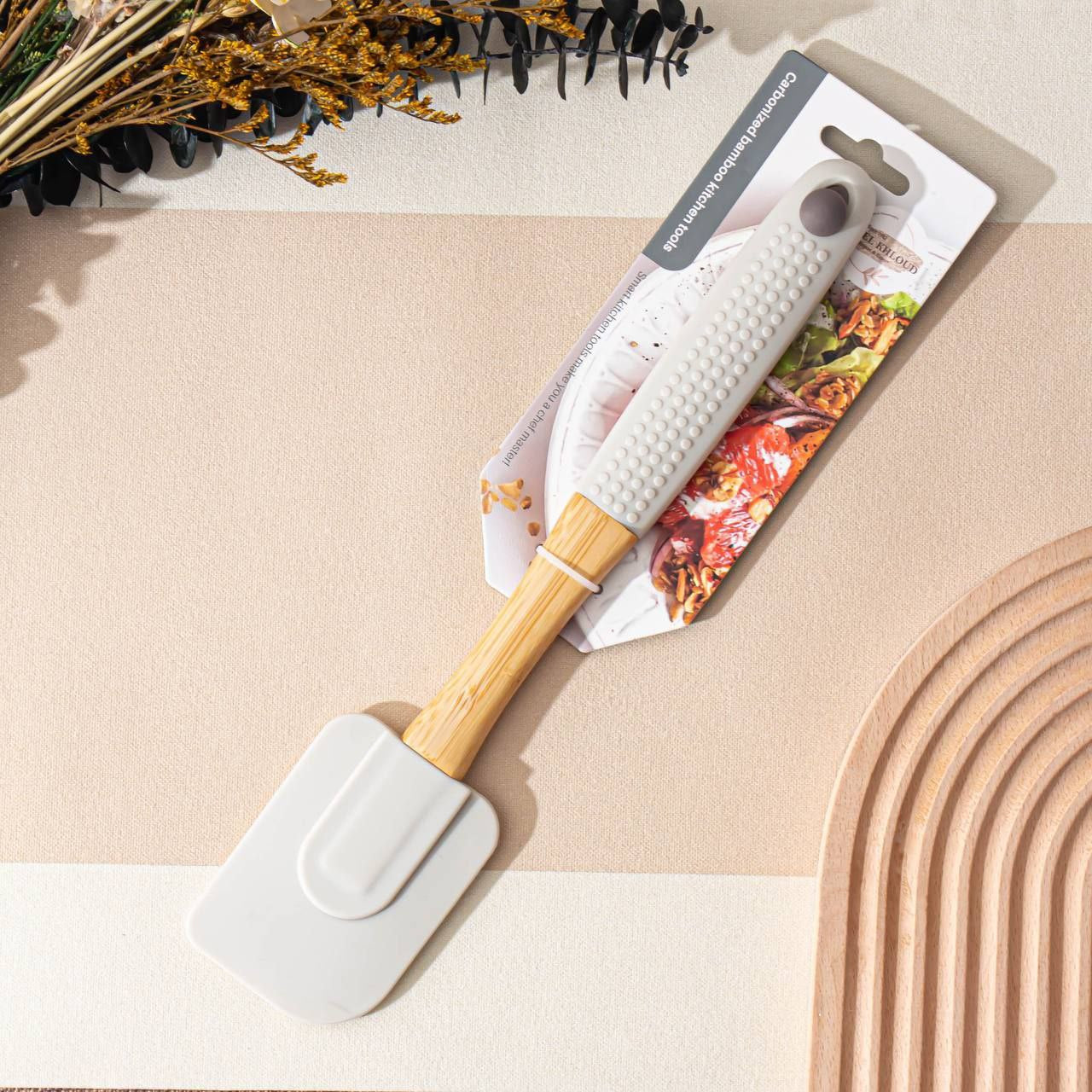 توزيع خشب بيد سيلكون